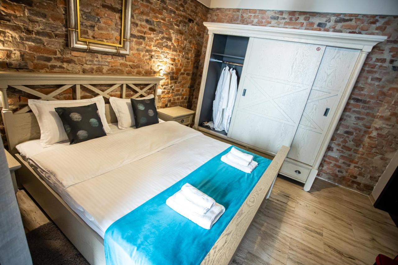 Hotel Casa Armoniei Baia Mare Zewnętrze zdjęcie