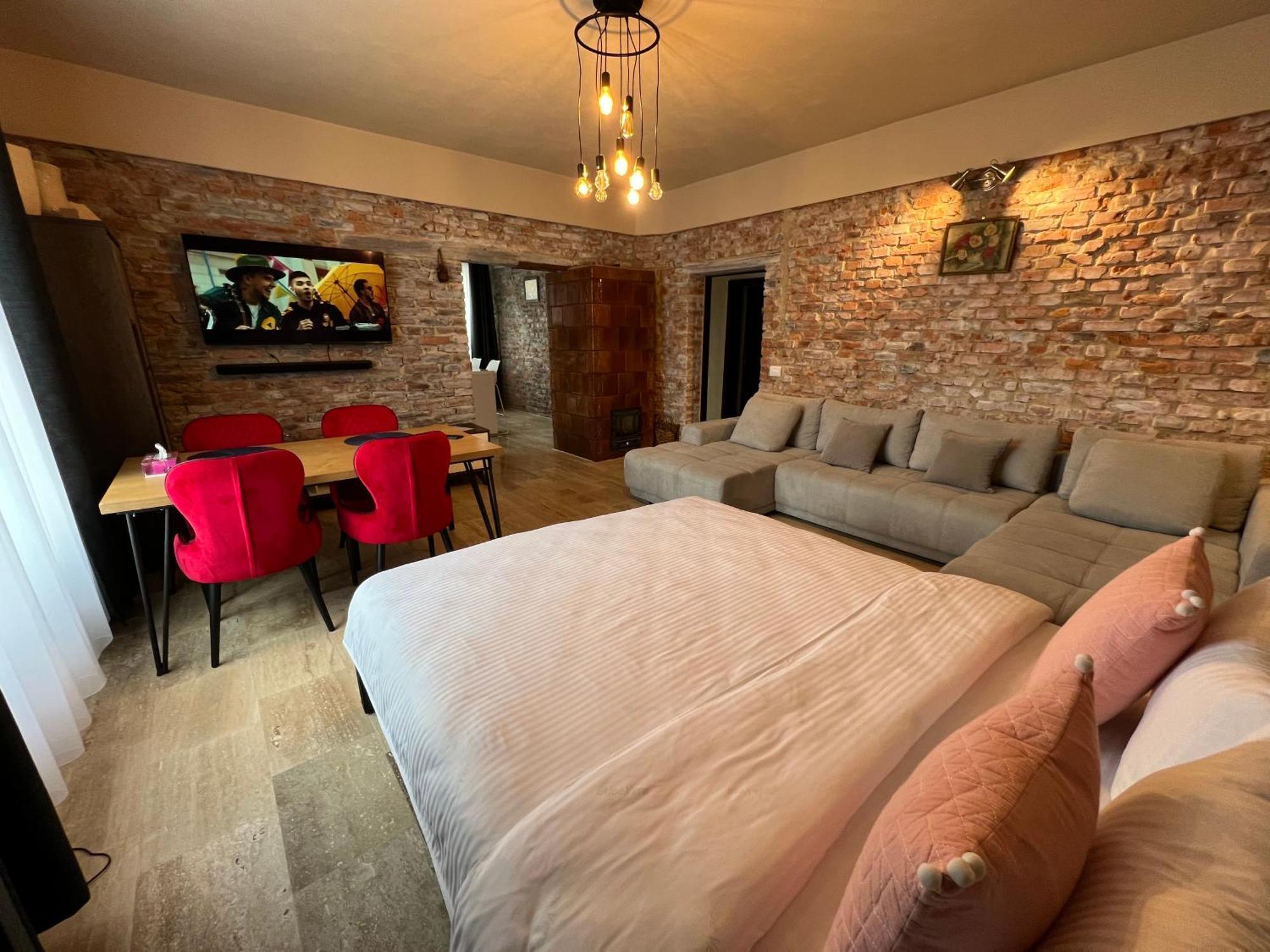 Hotel Casa Armoniei Baia Mare Zewnętrze zdjęcie