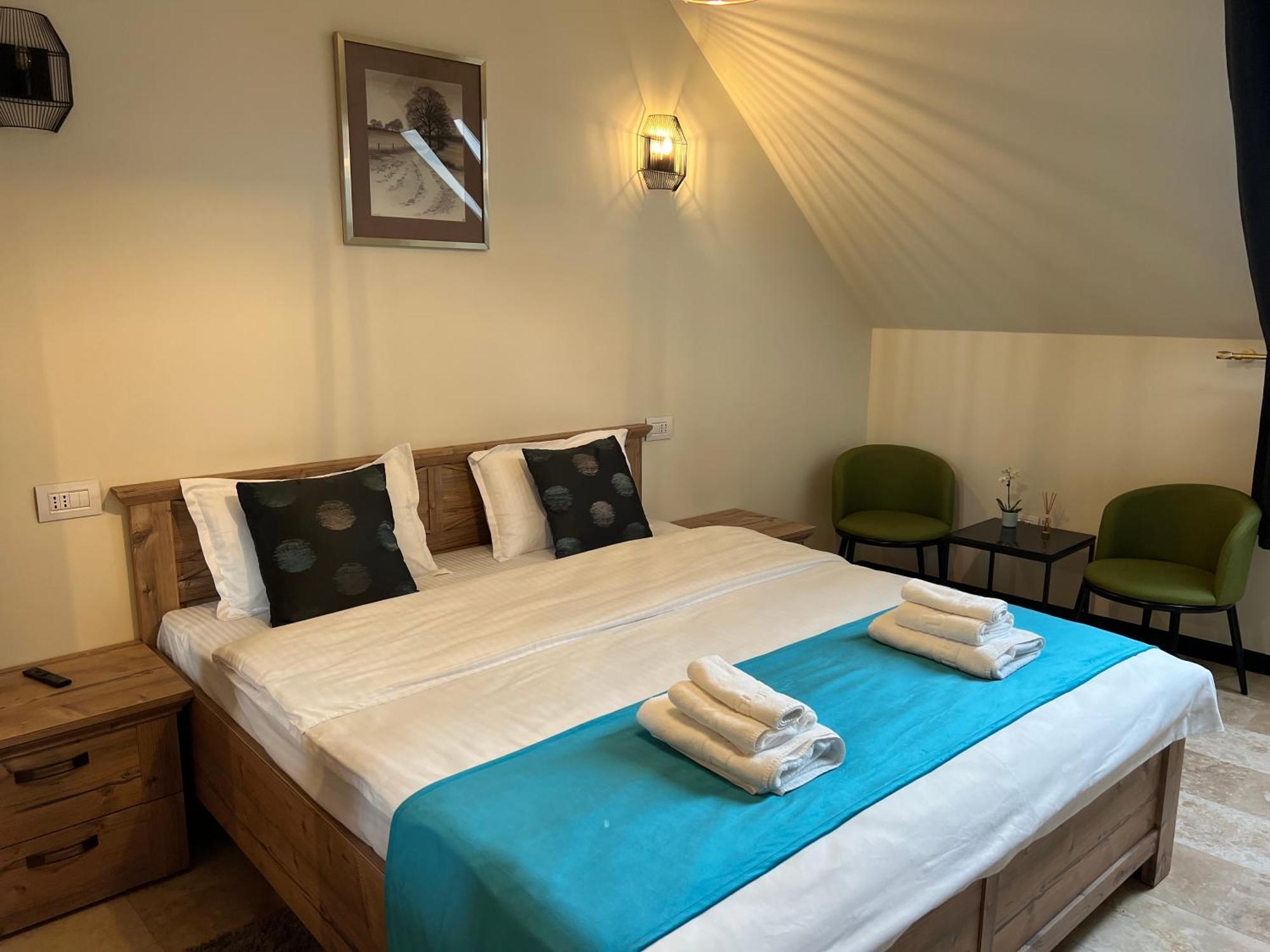 Hotel Casa Armoniei Baia Mare Zewnętrze zdjęcie